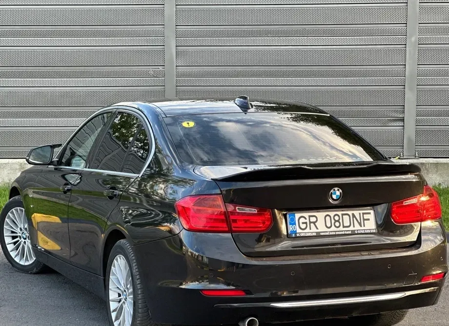 BMW Seria 3 318d xDrive — imagine 3