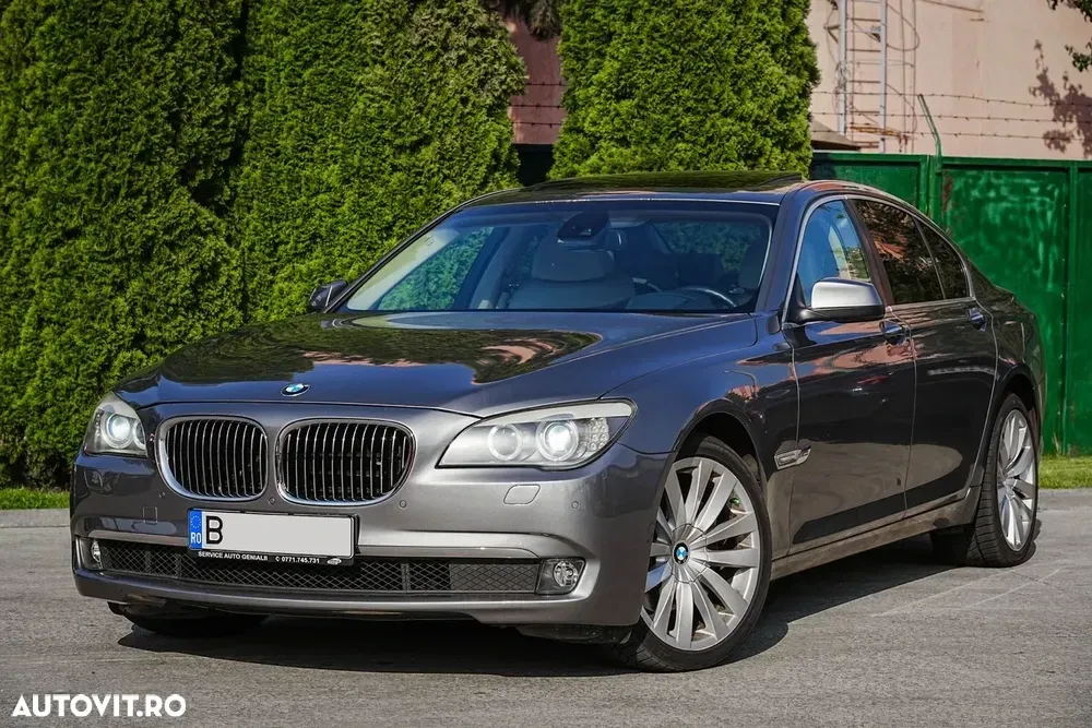 BMW Seria 7 740d xDrive — imagine 2