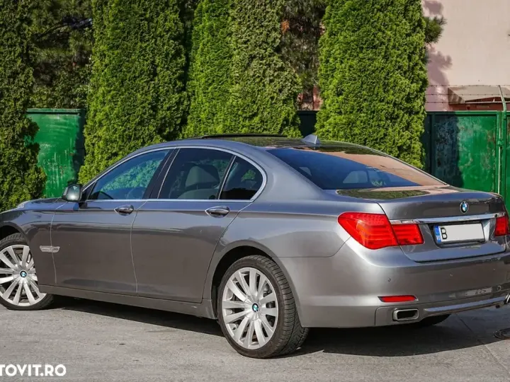BMW Seria 7 740d xDrive