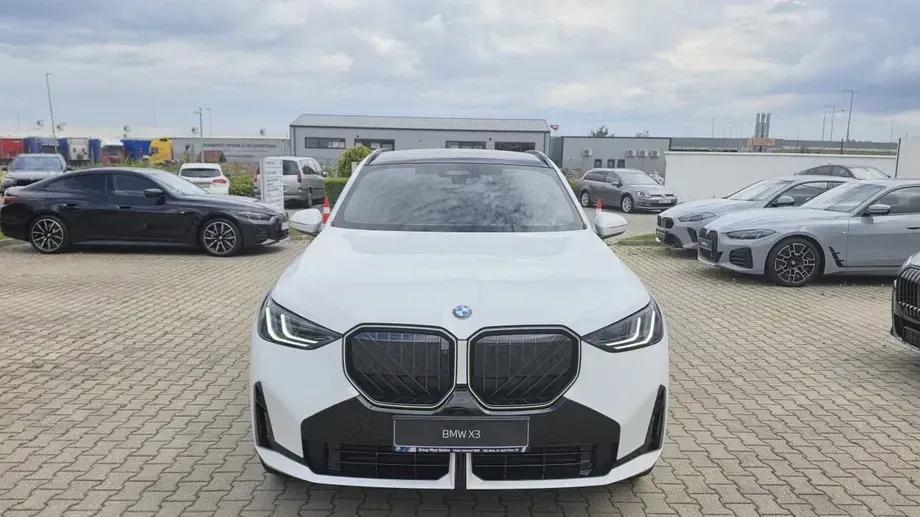 BMW X3 20 xDrive AT MHEV — imagine 4