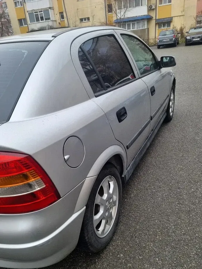Opel Astra G 1.4i Enjoy — imagine 4