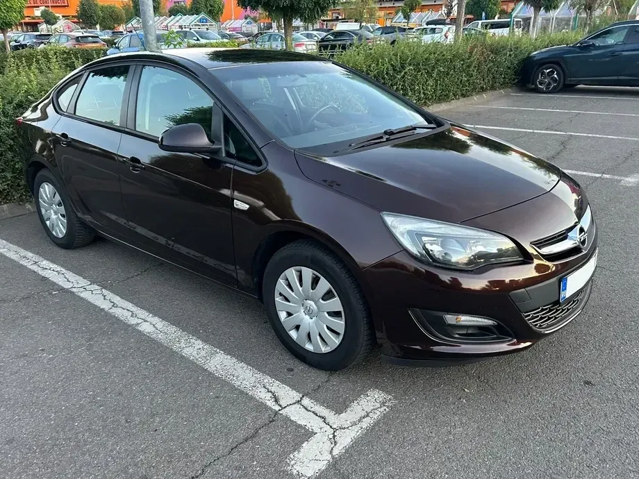 Opel Astra J — imagine 3