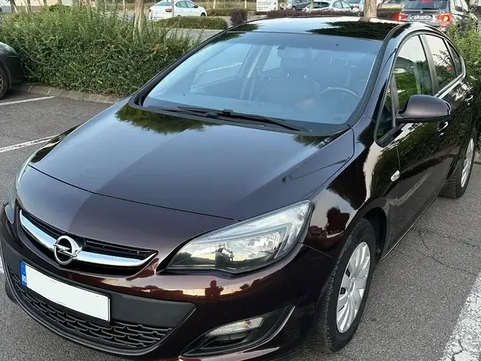 Opel Astra J