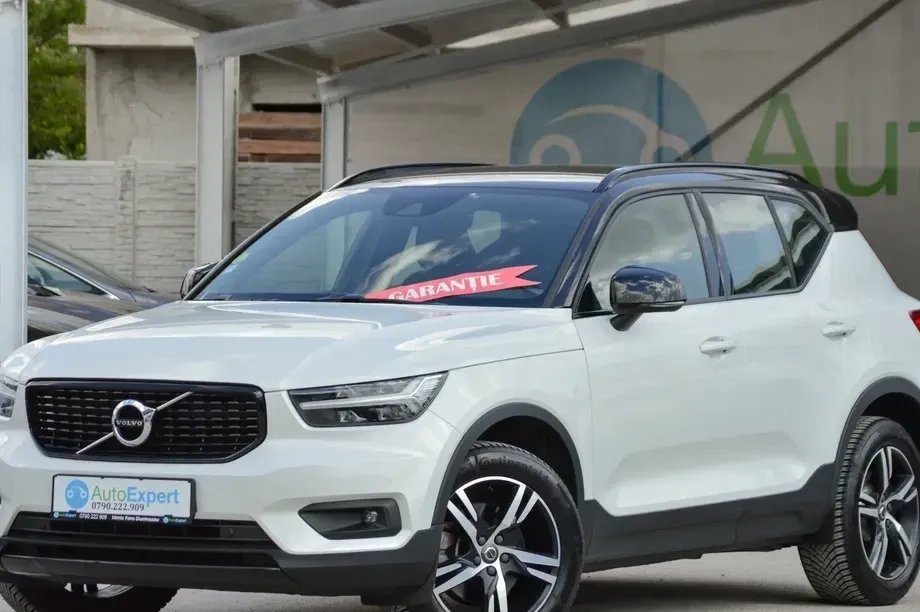 Volvo XC 40 D4 AWD R-Design — imagine 3