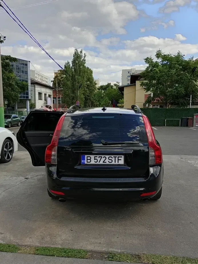 Volvo V50 — imagine 2
