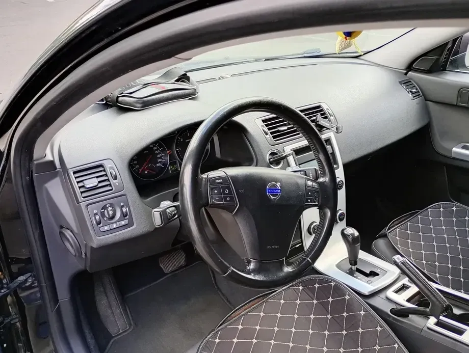 Volvo V50 — imagine 6