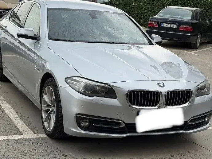 BMW Seria 5 F10/F11/F07 520d xDrive AT