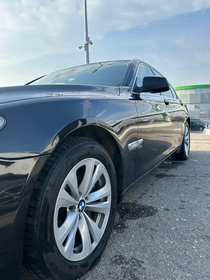 BMW Seria 7 F01/F02 740d xDrive Aut. — imagine 5