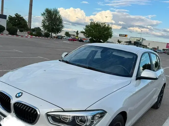 BMW Seria 1 F20/F21 118i Aut. Sport Line