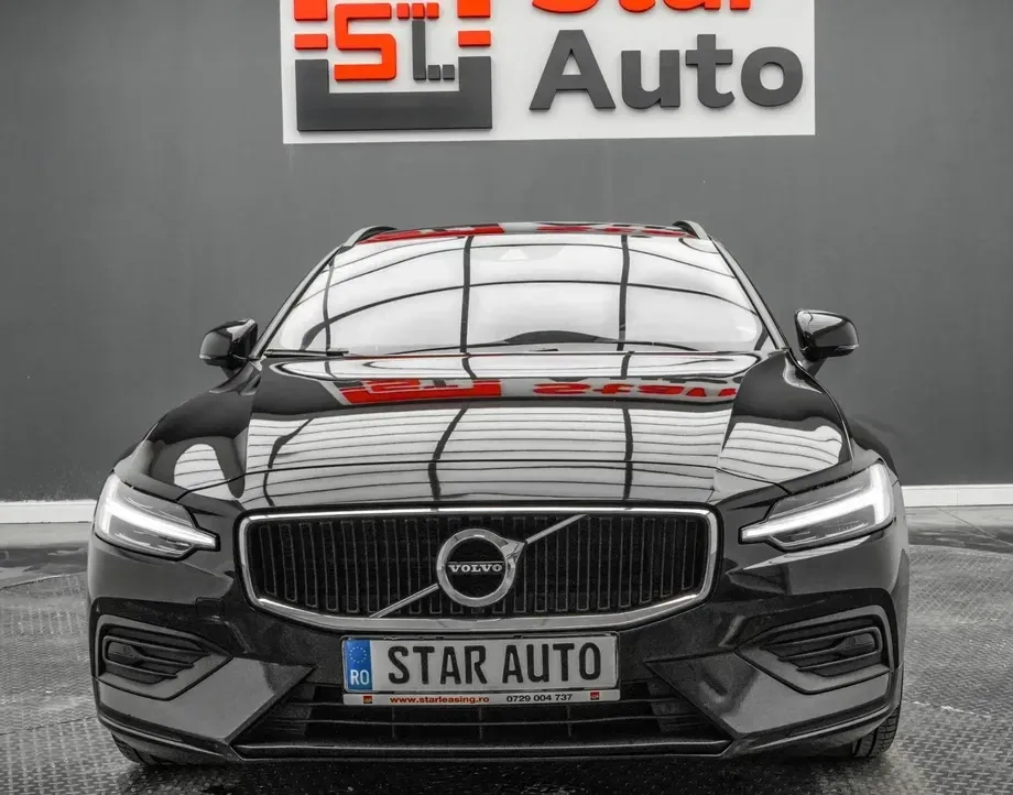 Volvo V60 II B3 MHEV AT Core — imagine 2