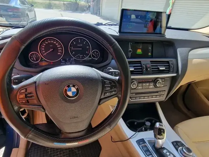 BMW X3 F25