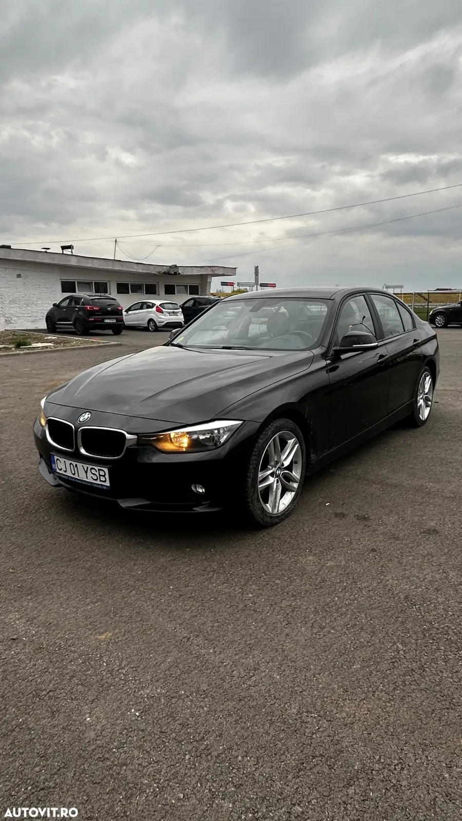 BMW Seria 3 F30/F31/F34 [2011 - 2019] 318d — imagine 4