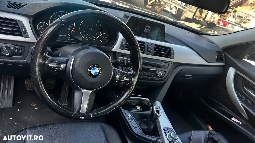 BMW Seria 3 F30/F31/F34 [2011 - 2019] 318d — imagine 3
