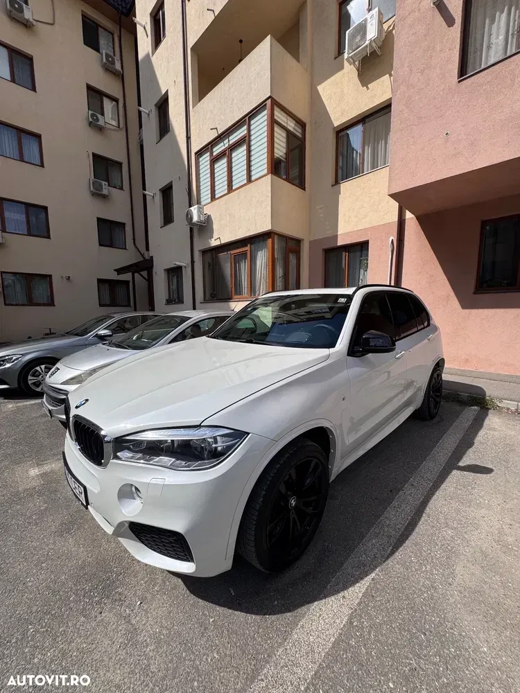 BMW X5 xDrive30d — imagine 2