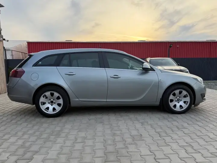 Opel Insignia A 2.0 CDTI Automatik Business Edition