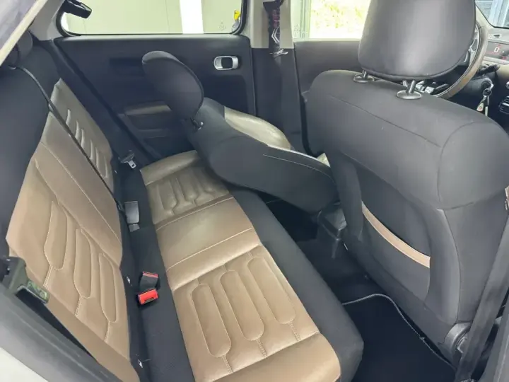 Citroën C4 Cactus e-HDi 92 ETG6 Stop&Start Shine Edition