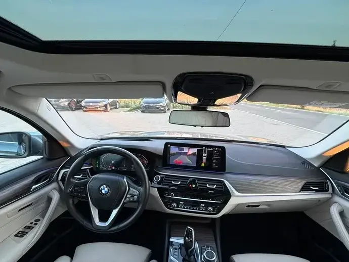 BMW Seria 5 G60/G61 530d xDrive AT MHEV