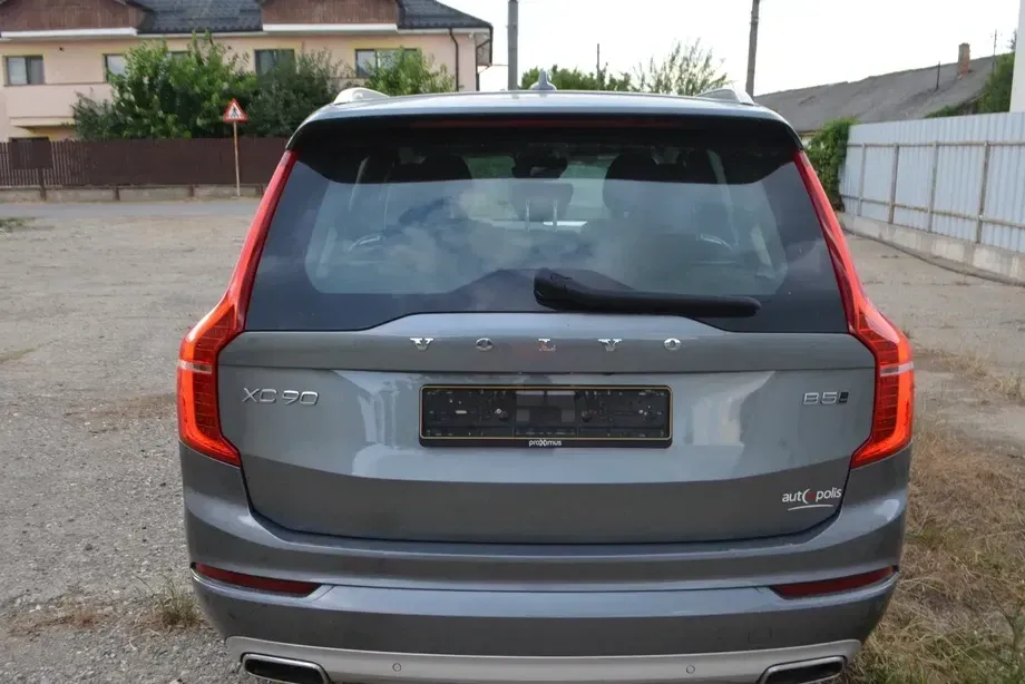 Volvo XC 90 II B5 MHEV AWD 7 locuri Momentum Pro — imagine 6