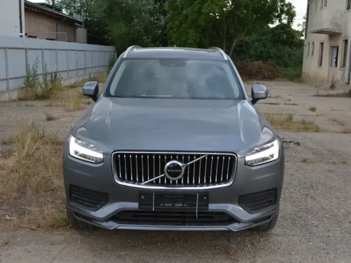Volvo XC 90 II B5 MHEV AWD 7 locuri Momentum Pro