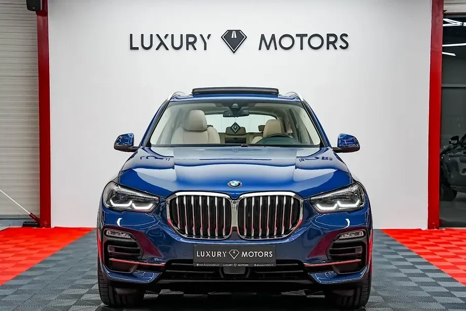 BMW X5 G05 xDrive45e xLine — imagine 3