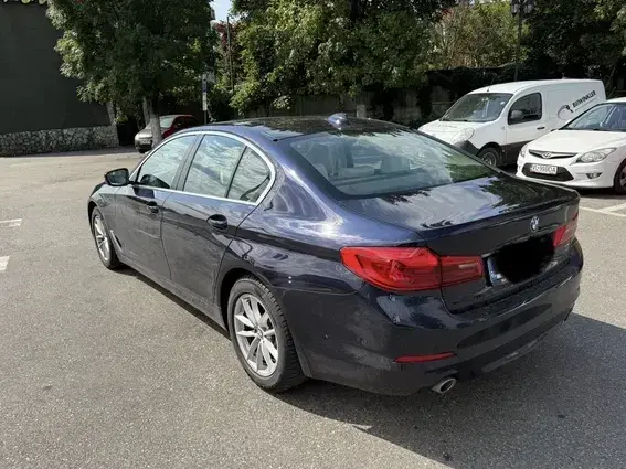 BMW Seria 5 520d EfficientDynamics Edition AT