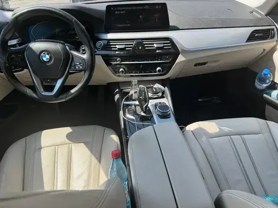 BMW Seria 5 520d EfficientDynamics Edition AT