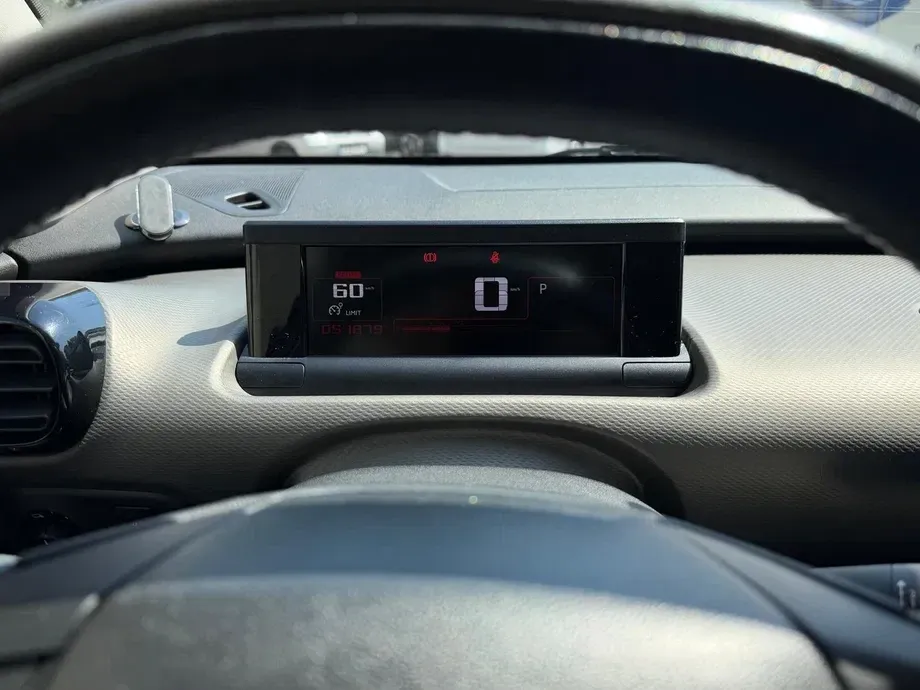 Citroën C4 Cactus 1.2 PureTech S&S EAT6 Shine — imagine 6