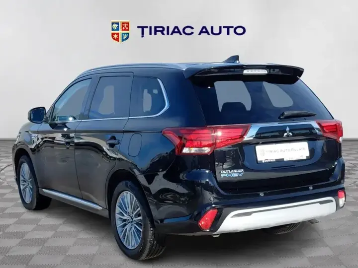 Mitsubishi Outlander III 2.4 4WD Spirit