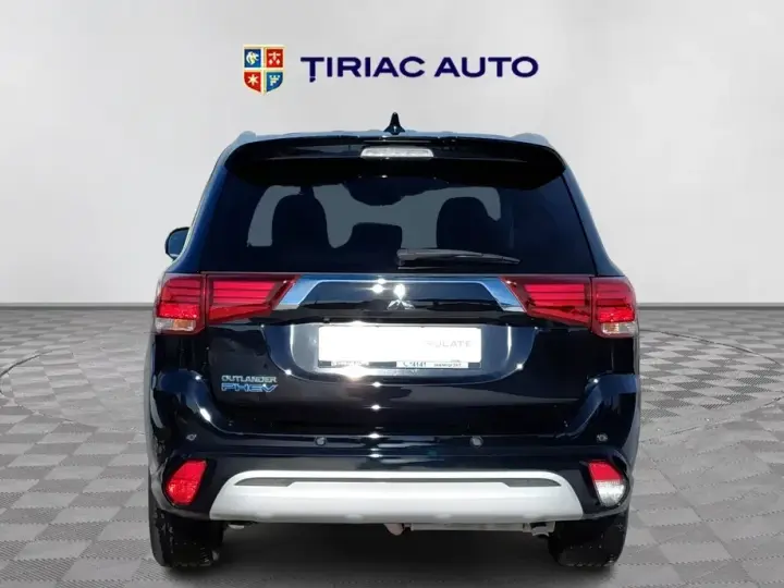 Mitsubishi Outlander III 2.4 4WD Spirit