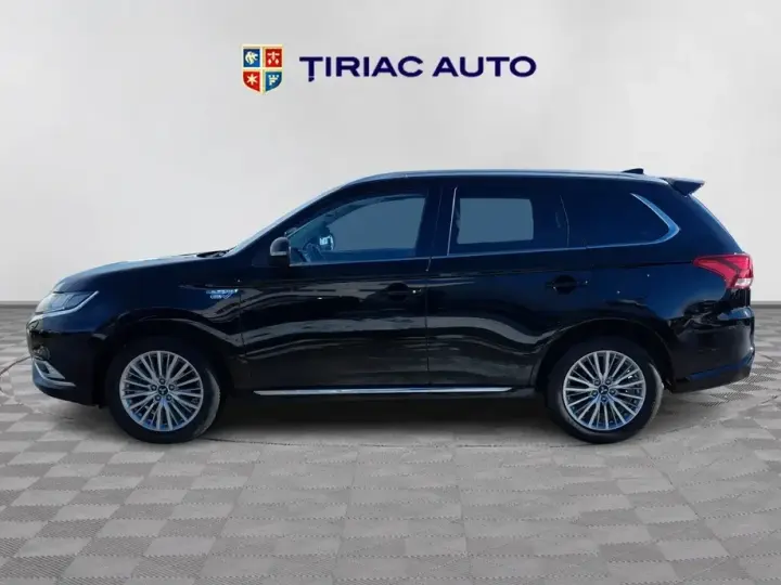 Mitsubishi Outlander III 2.4 4WD Spirit