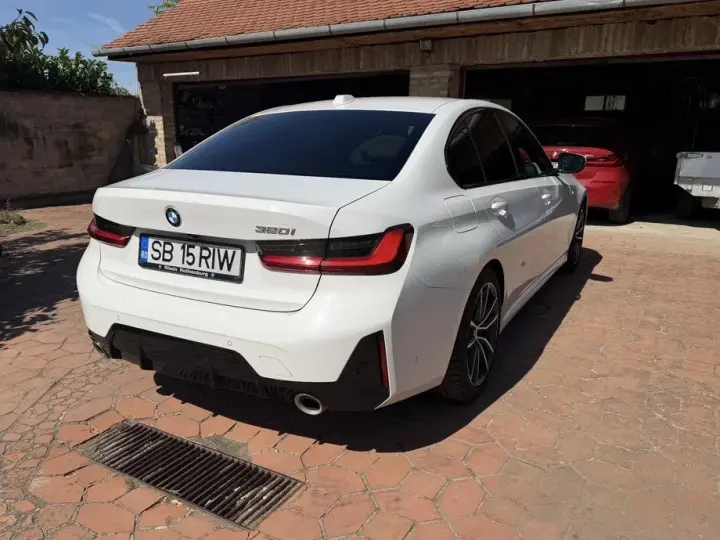 BMW Seria 3 G20/G21 320i AT