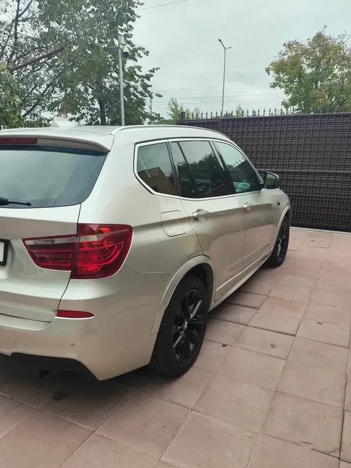 BMW X3 F25 sDrive18d xLine — imagine 2
