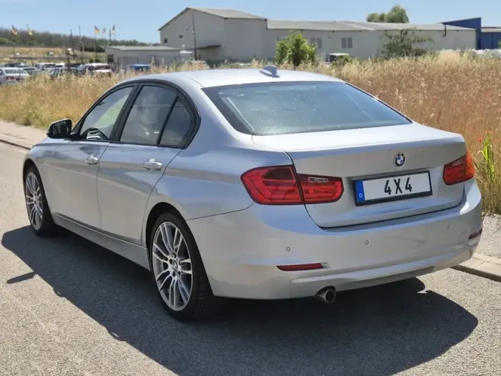BMW Seria 3 F30/F31/F34 320d xDrive Aut. Sport Line