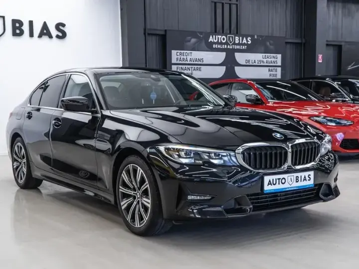 BMW Seria 3 318i Aut. Sport Line