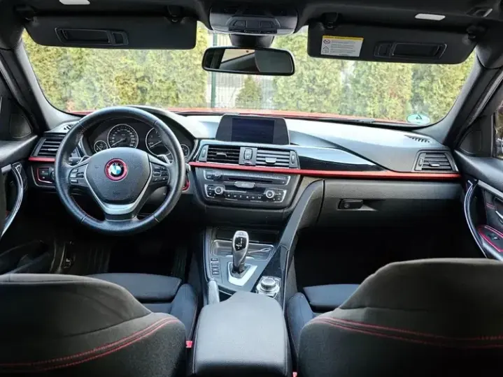 BMW Seria 3 F30/F31/F34 [2011 - 2019] 320d Sport-Aut. Sport Line