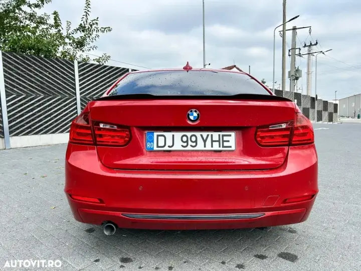 BMW Seria 3 F30/F31/F34 [2011 - 2019] 320d Sport-Aut. Sport Line