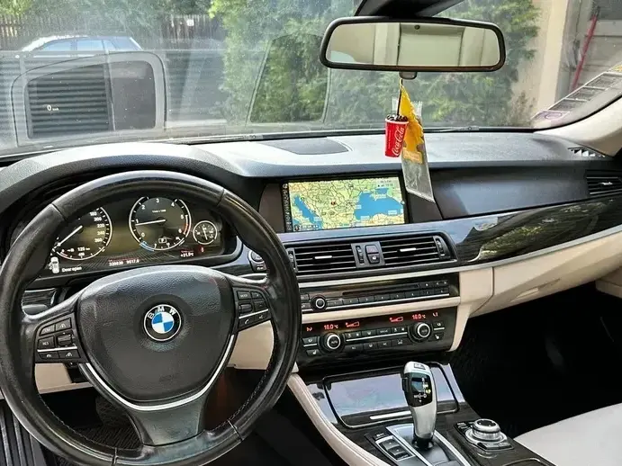 BMW Seria 5 F10/F11/F07 525d xDrive Sport-Aut.