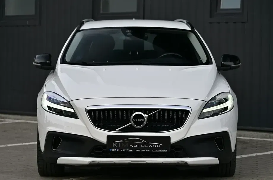 Volvo V40 D3 Geartronic Momentum — imagine 3