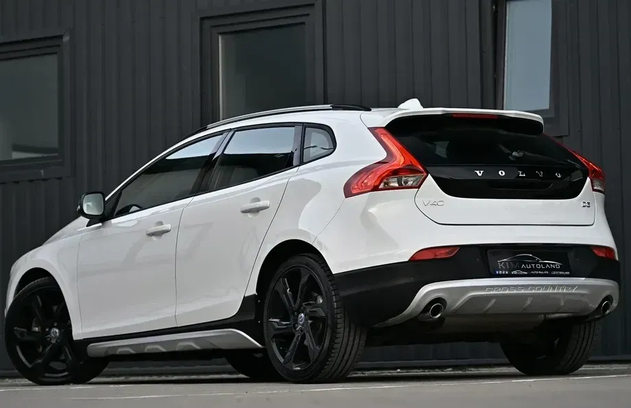 Volvo V40 D3 Geartronic Momentum — imagine 5