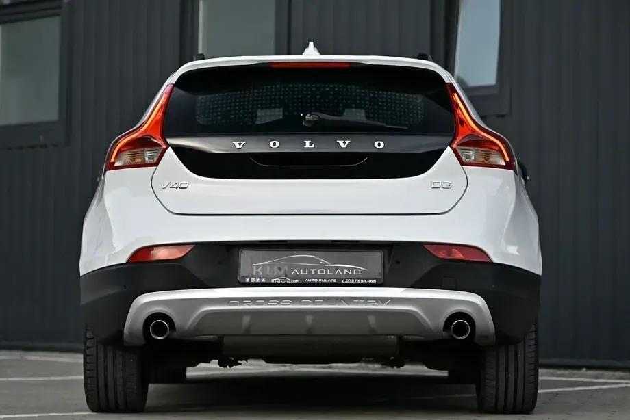 Volvo V40 D3 Geartronic Momentum — imagine 4