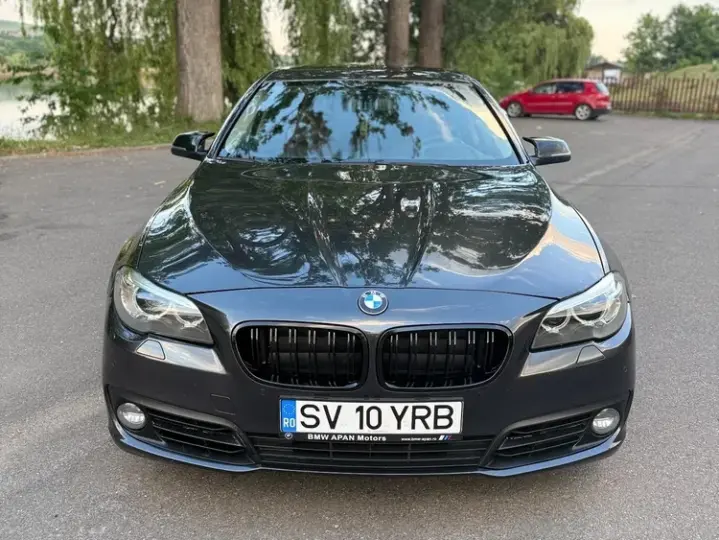 BMW Seria 5 F10/F11/F07 [2010 - 2017] 518d Aut. Luxury Line