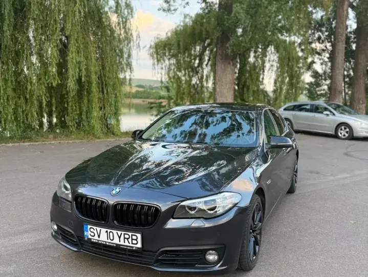 BMW Seria 5 F10/F11/F07 [2010 - 2017] 518d Aut. Luxury Line