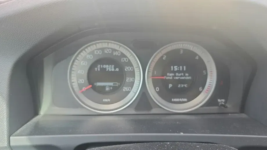 Volvo S60 II D3 Start-Stop Basic — imagine 3