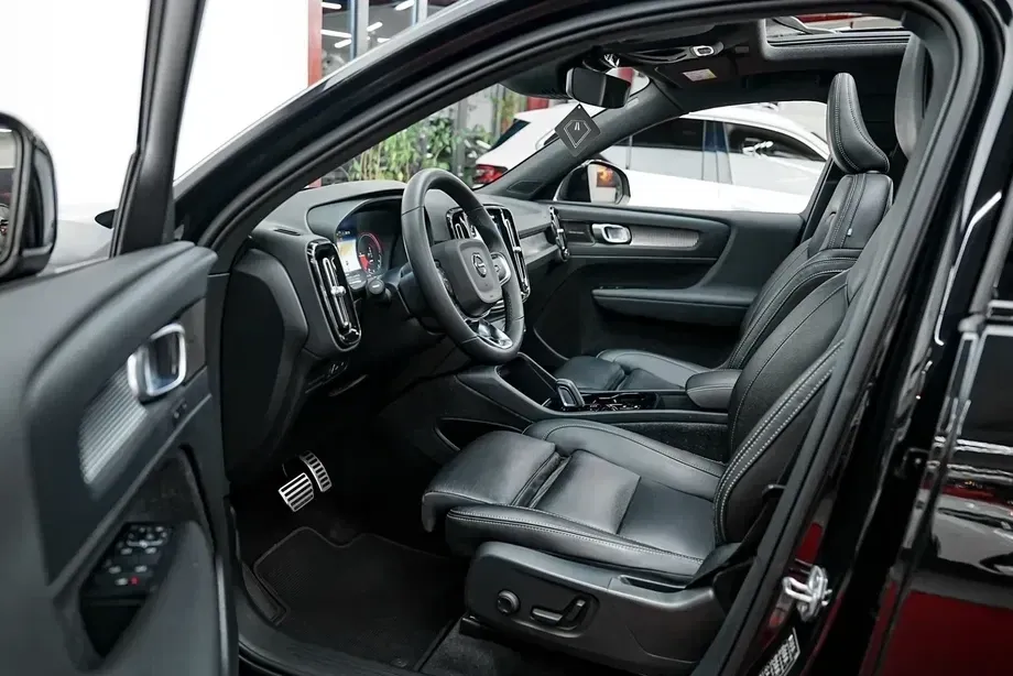 Volvo XC 40 T5 Recharge DKG Inscription — imagine 4