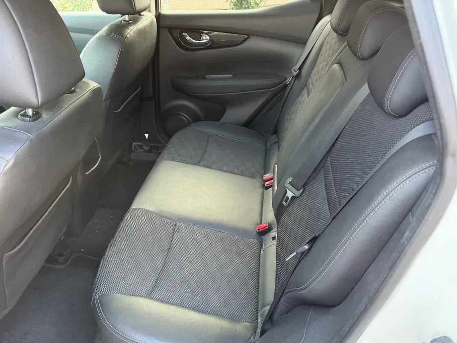 Nissan Qashqai II 1.6 DCI Start/Stop 4X4-i Tekna — imagine 6