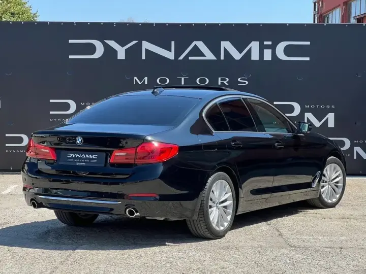 BMW Seria 5 G30/G31 530i AT