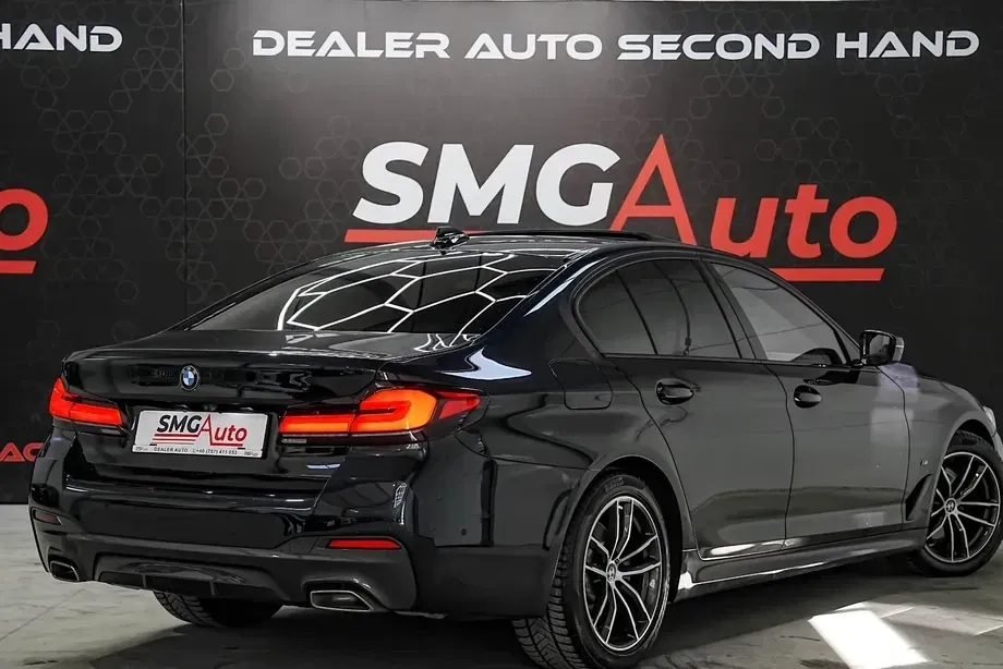 BMW Seria 5 G30/G31 520i Aut. — imagine 5