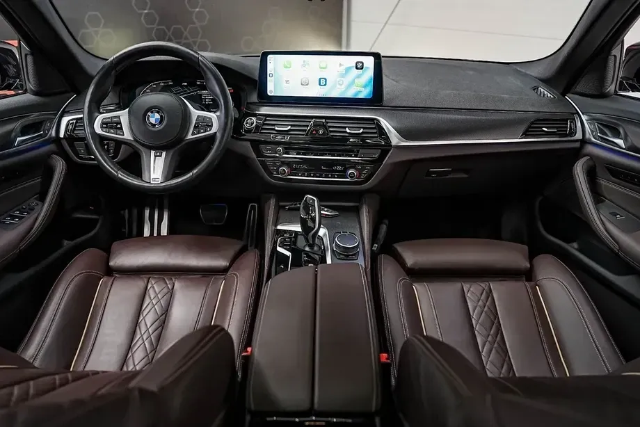 BMW Seria 5 G30/G31 520i Aut. — imagine 3
