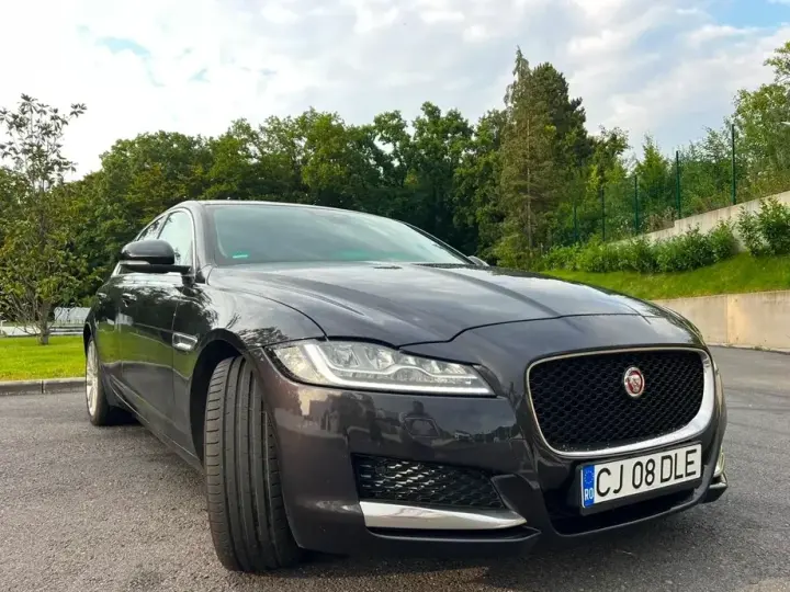 Jaguar XF 20d AWD Portfolio