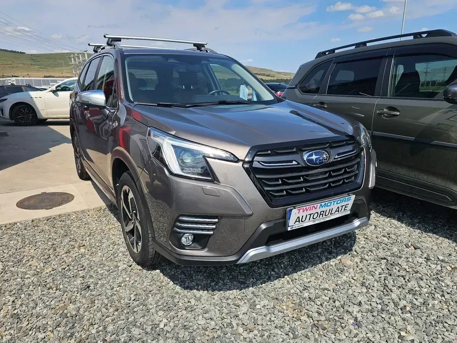 Subaru Forester 2.0ie Lineartronic Platinum — imagine 2